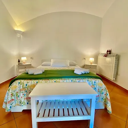 Bed & Breakfast Borgo Belvedere 3*