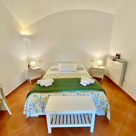 Borgo Belvedere Bed & Breakfast 3*