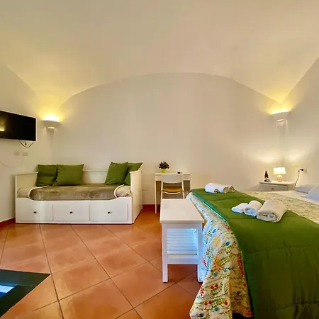 Bed and Breakfast Borgo Belvedere 3*