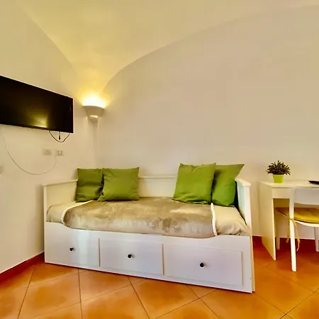 Alojamento de Acomodação e Pequeno-almoço Borgo Belvedere Nápoles