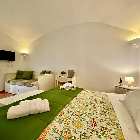 Alojamento de Acomodação e Pequeno-almoço Borgo Belvedere Nápoles